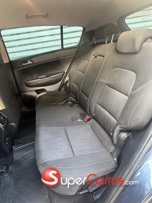 2017 Kia Sportage — foto 8 / 12