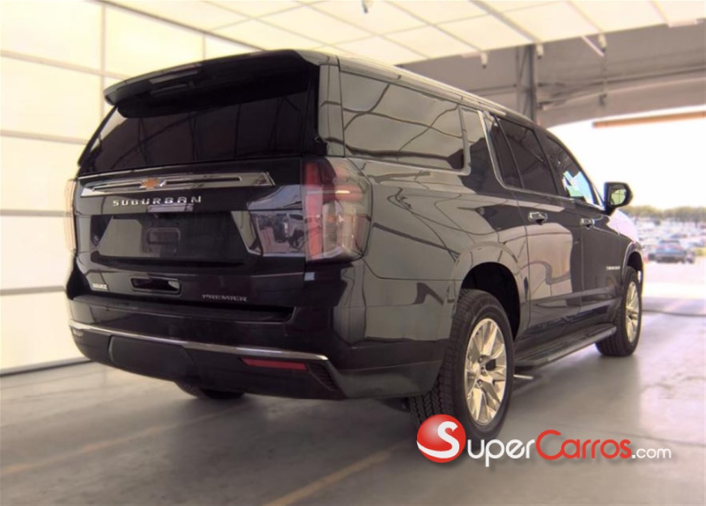 2022 Chevrolet Suburban Premier — foto 3 / 11