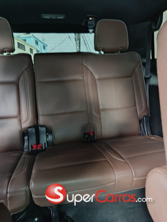 2024 Chevrolet Tahoe Highcountry — foto 9 / 12