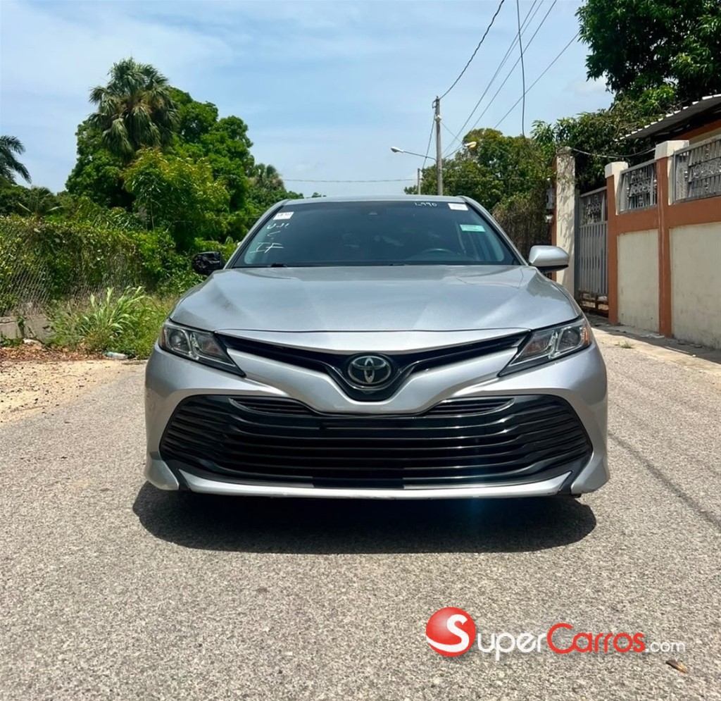 2020 Toyota Camry LE — foto 3 / 12
