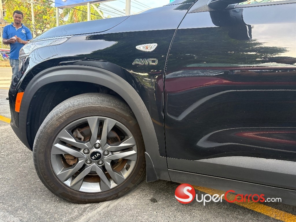 2021 Kia Seltos LX — foto 4 / 10