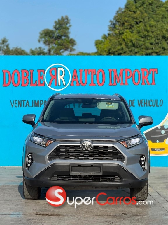 2021 Toyota RAV4 XLE — foto 10 / 11