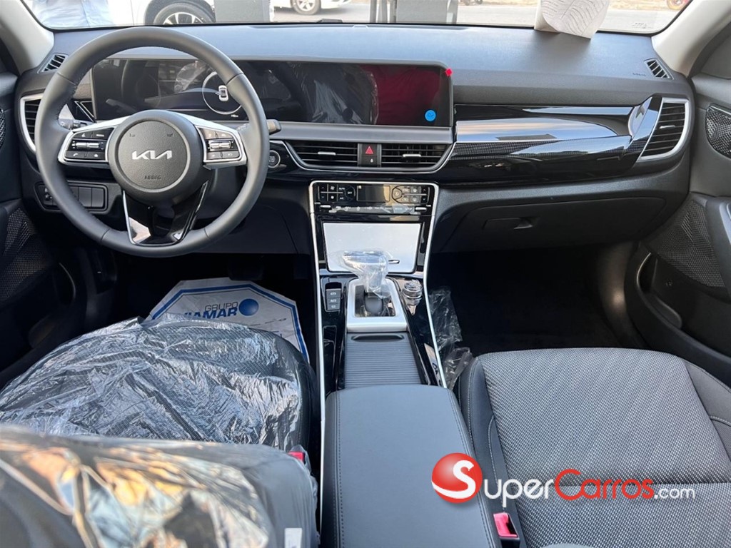2027 Kia Seltos Luxury — foto 8 / 8