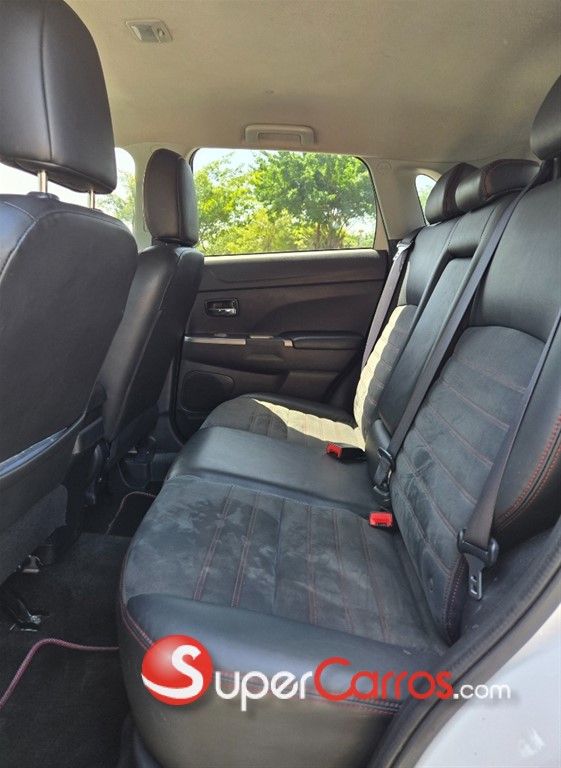 2019 Mitsubishi Motors Outlander SPORT GT — foto 9 / 12