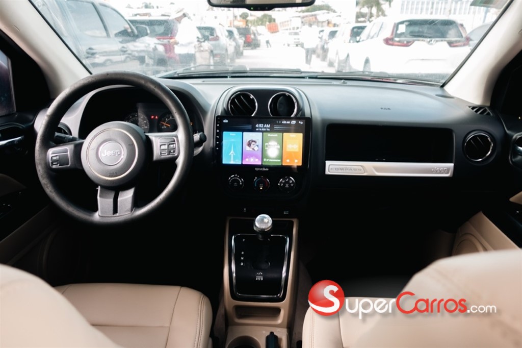 2016 Jeep Compass — foto 4 / 12