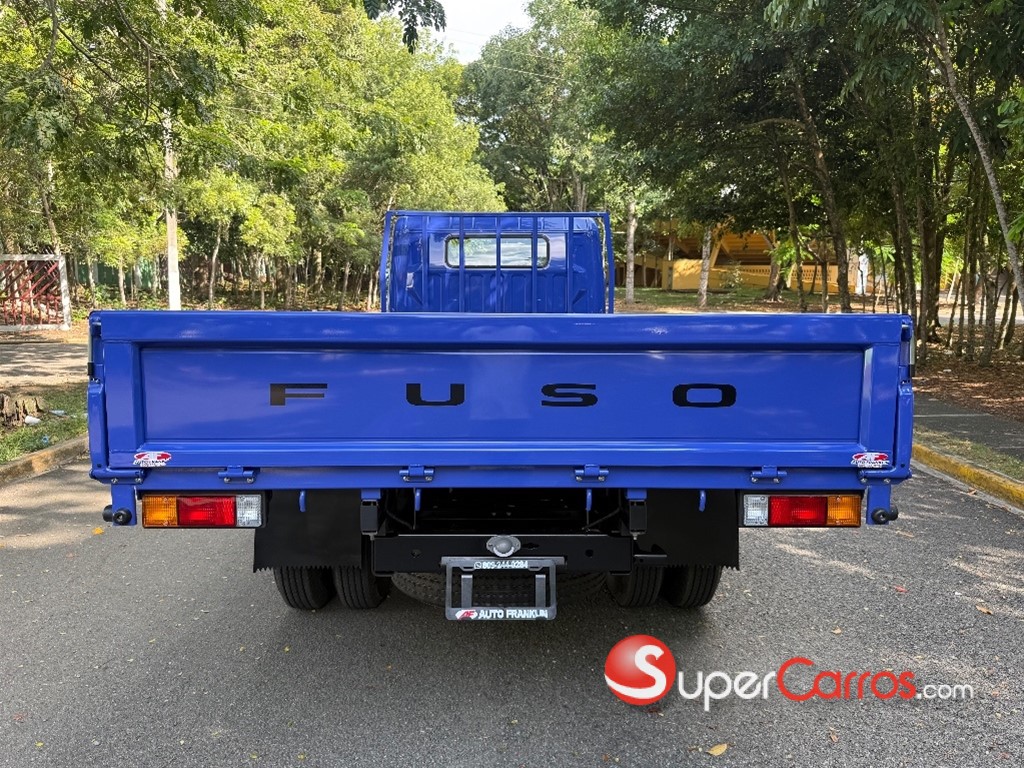 2026 Mitsubishi Motors Canter Fuso — foto 4 / 8