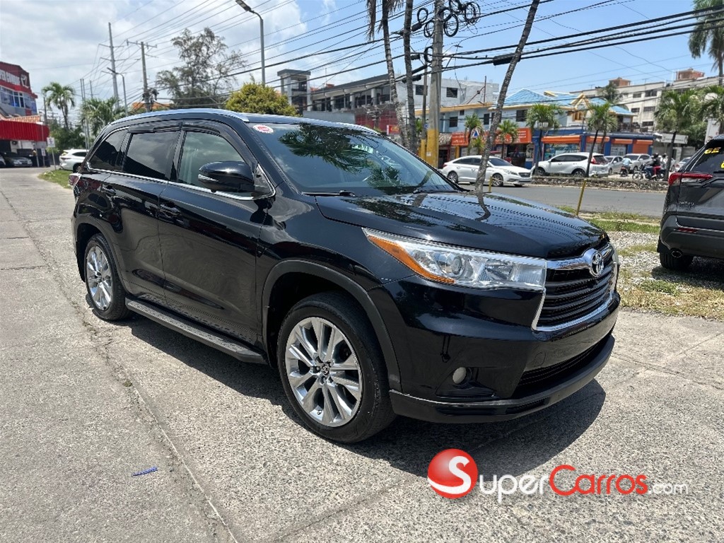 2016 Toyota Highlander XLE — foto 7 / 12