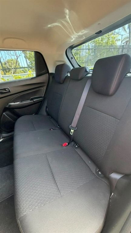 2018 Suzuki Swift — foto 4 / 12