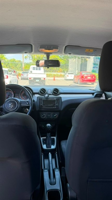 2018 Suzuki Swift — foto 9 / 12