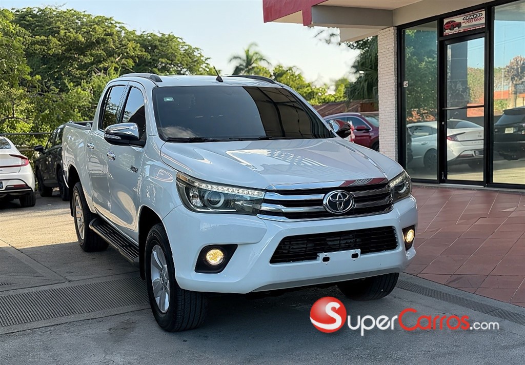 2018 Toyota Hilux SRV