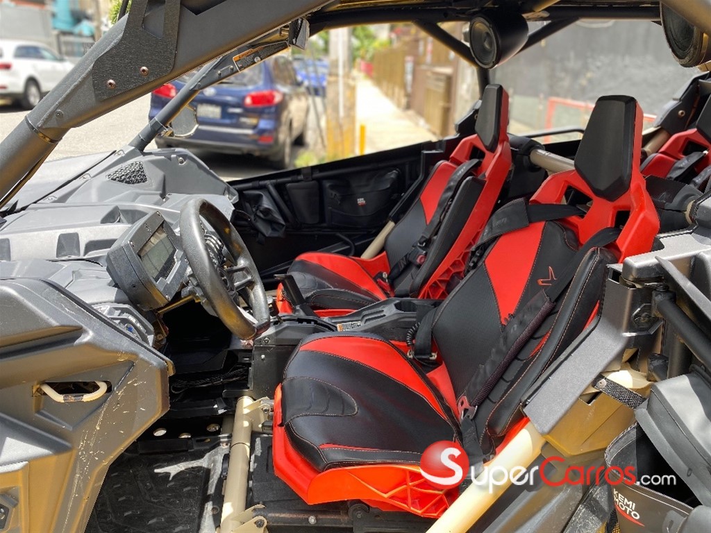 2021 Can Am Maverick R X RS SMART-SHOX — foto 7 / 11