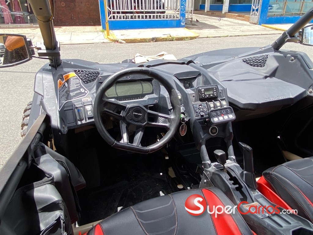 2021 Can Am Maverick R X RS SMART-SHOX — foto 9 / 11