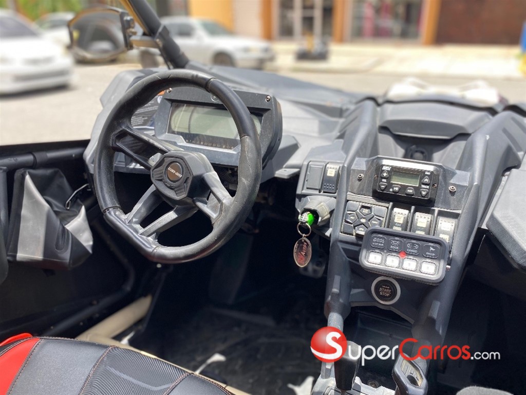 2021 Can Am Maverick R X RS SMART-SHOX — foto 10 / 11