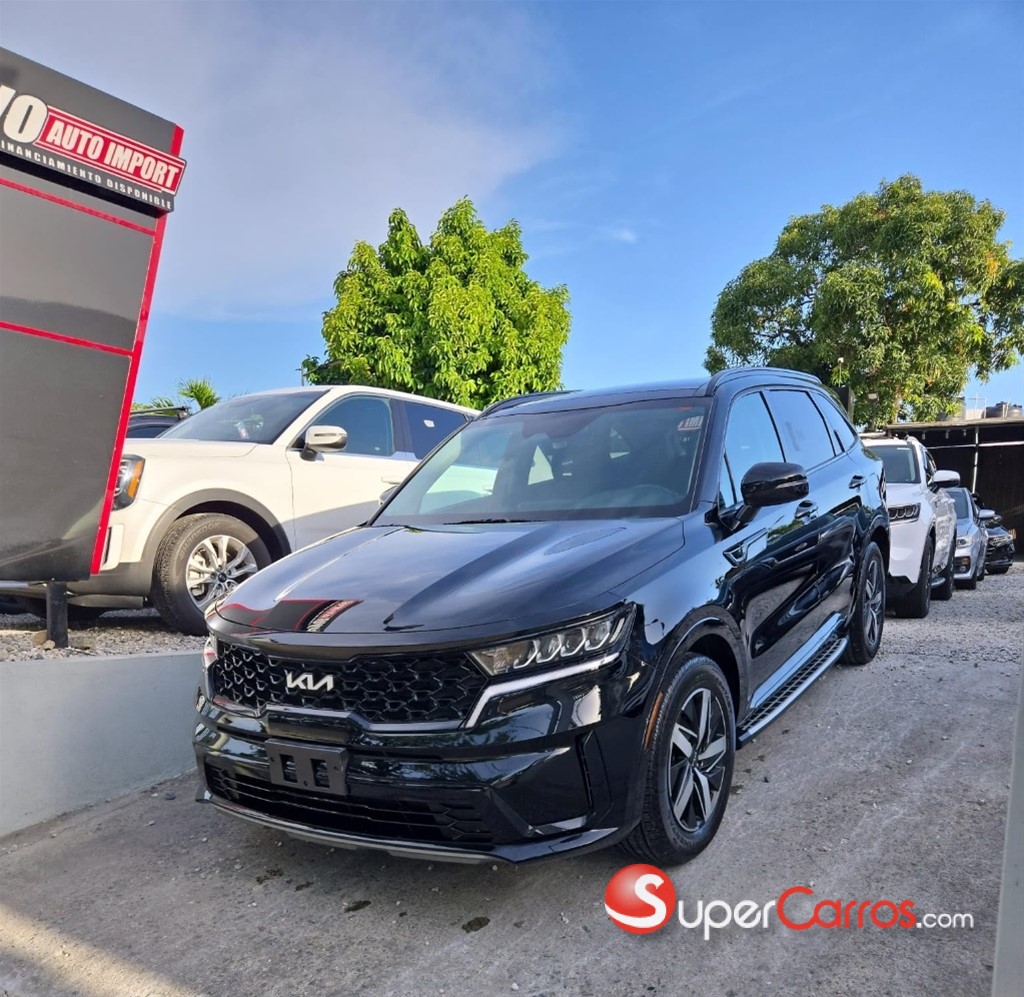2023 Kia Sorento S — foto 2 / 8