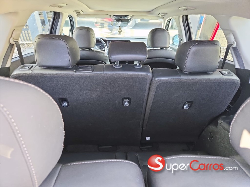 2023 Kia Sorento S — foto 6 / 8