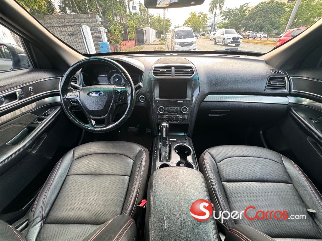 2019 Ford Explorer Limited — foto 7 / 11