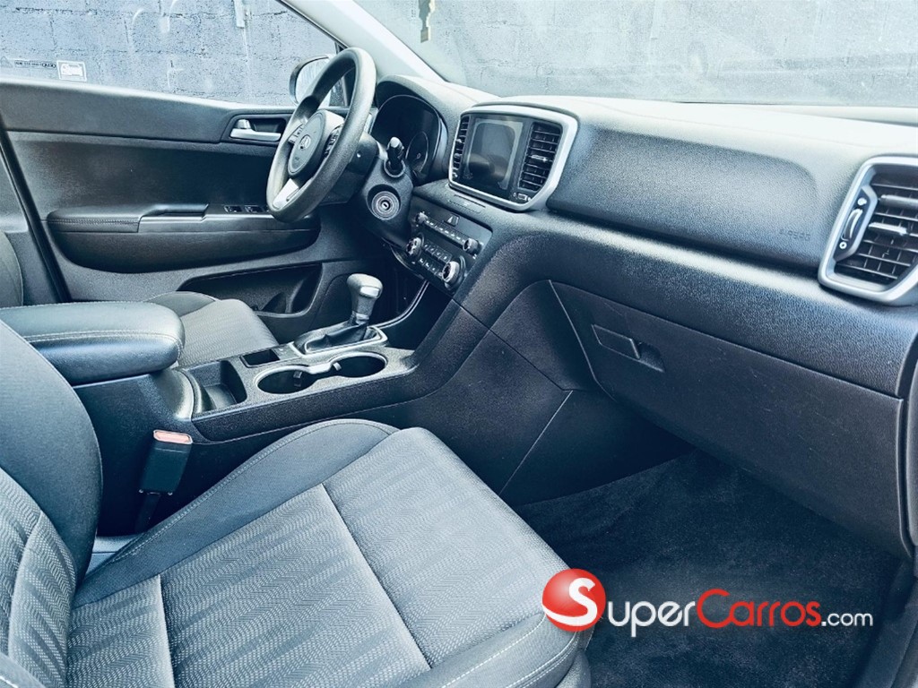 2021 Kia Sportage LX — foto 8 / 9