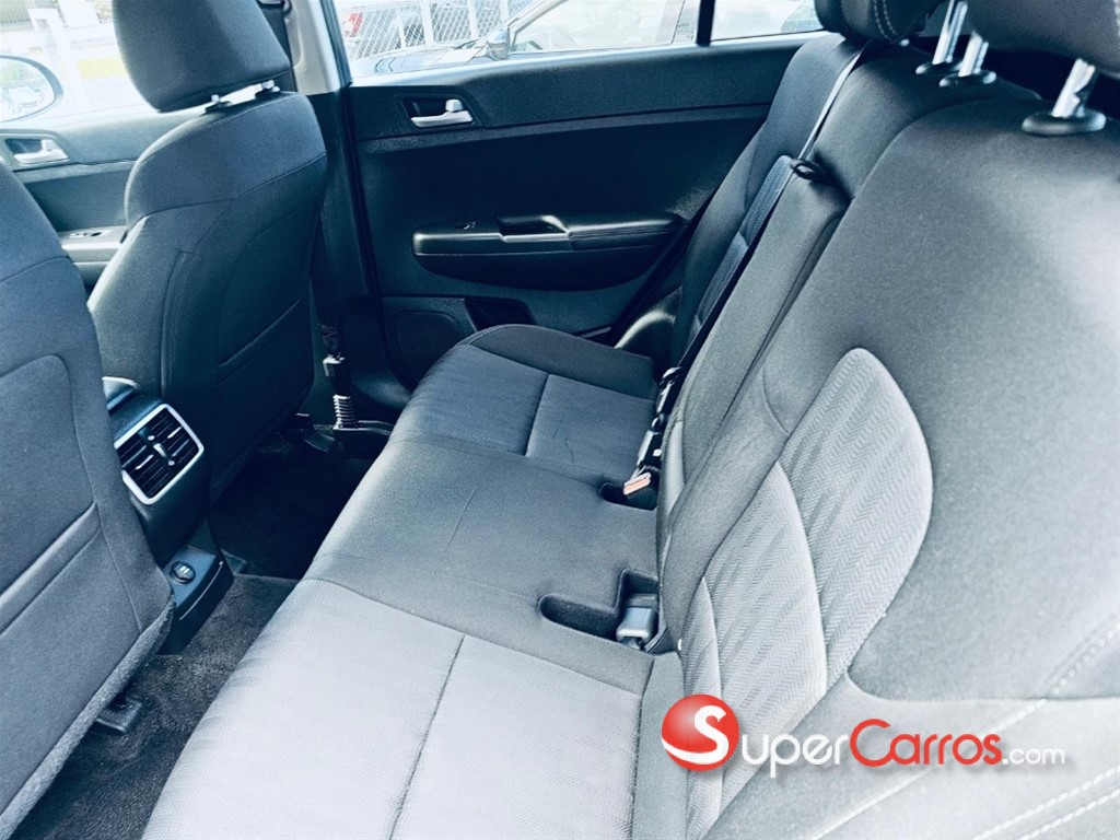 2021 Kia Sportage LX — foto 9 / 9