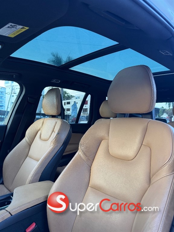 2017 Volvo XC90 — foto 8 / 11