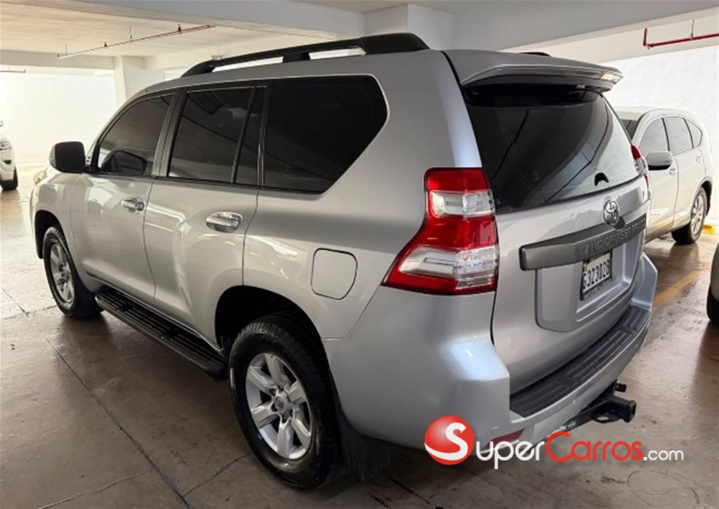 2015 Toyota Land Cruiser Prado — foto 10 / 11