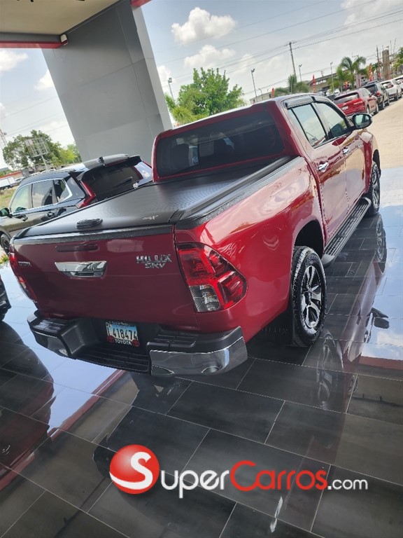2020 Toyota Hilux SRV — foto 4 / 12