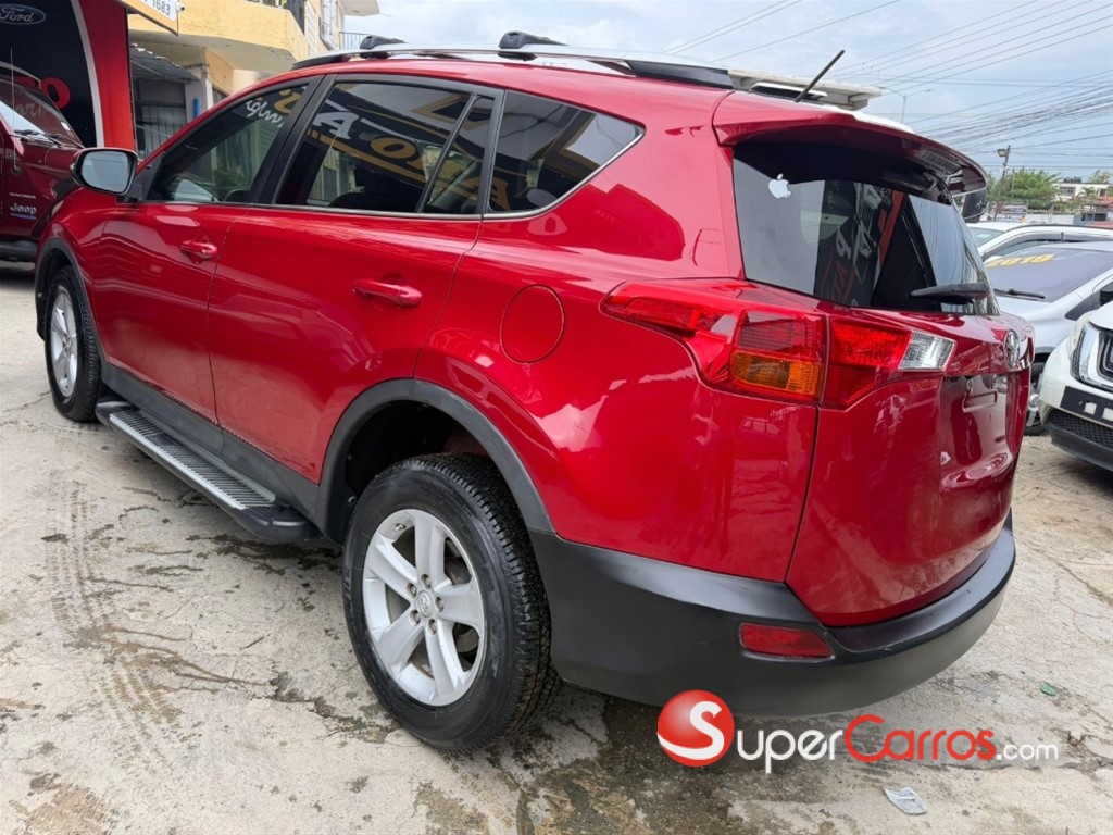 2013 Toyota RAV4 — foto 2 / 10