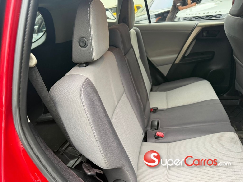 2013 Toyota RAV4 — foto 5 / 10