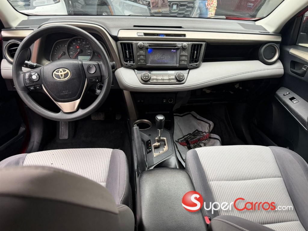 2013 Toyota RAV4 — foto 6 / 10