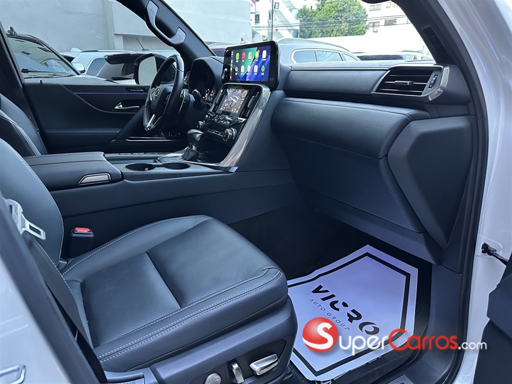 2023 Lexus LX 600 Luxury — foto 8 / 12