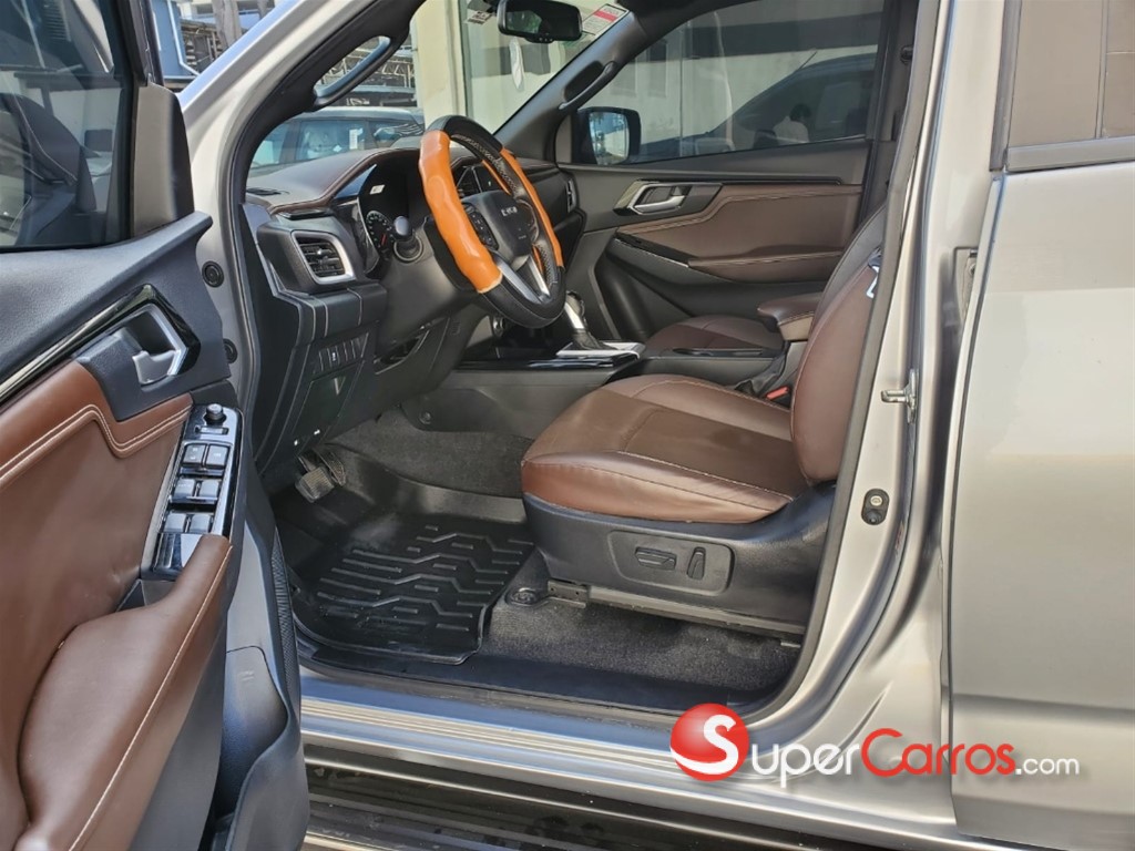 2023 Isuzu DMAX LSE — foto 9 / 12