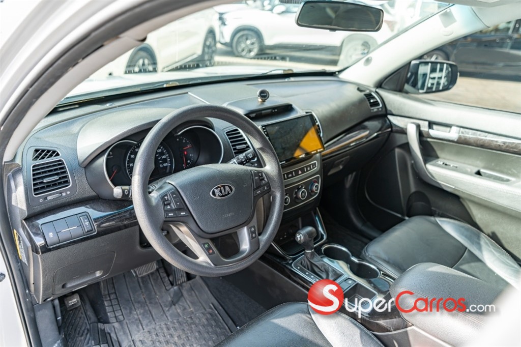 2015 Kia Sorento — foto 6 / 10