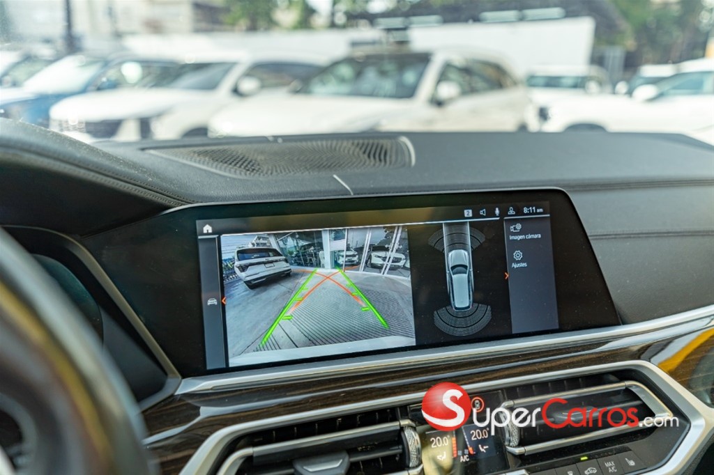 2020 BMW X 7 XDRIVE 40i — foto 7 / 10