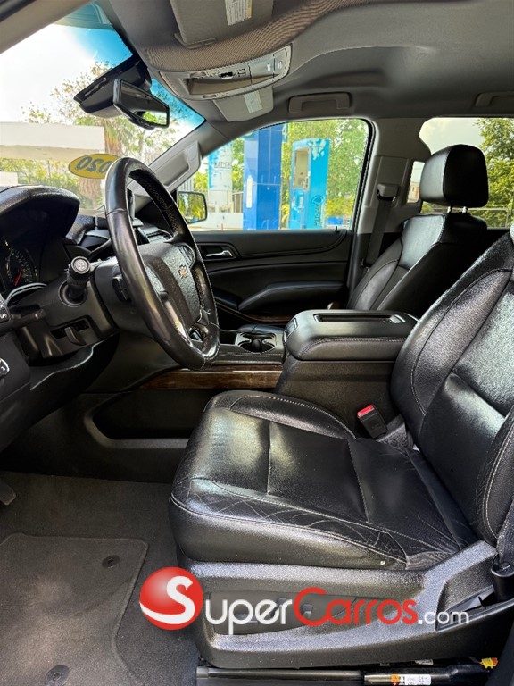 2020 Chevrolet Suburban LT — foto 6 / 12