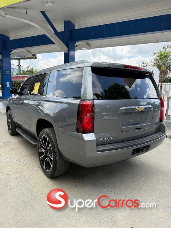 2020 Chevrolet Tahoe LS — foto 3 / 11