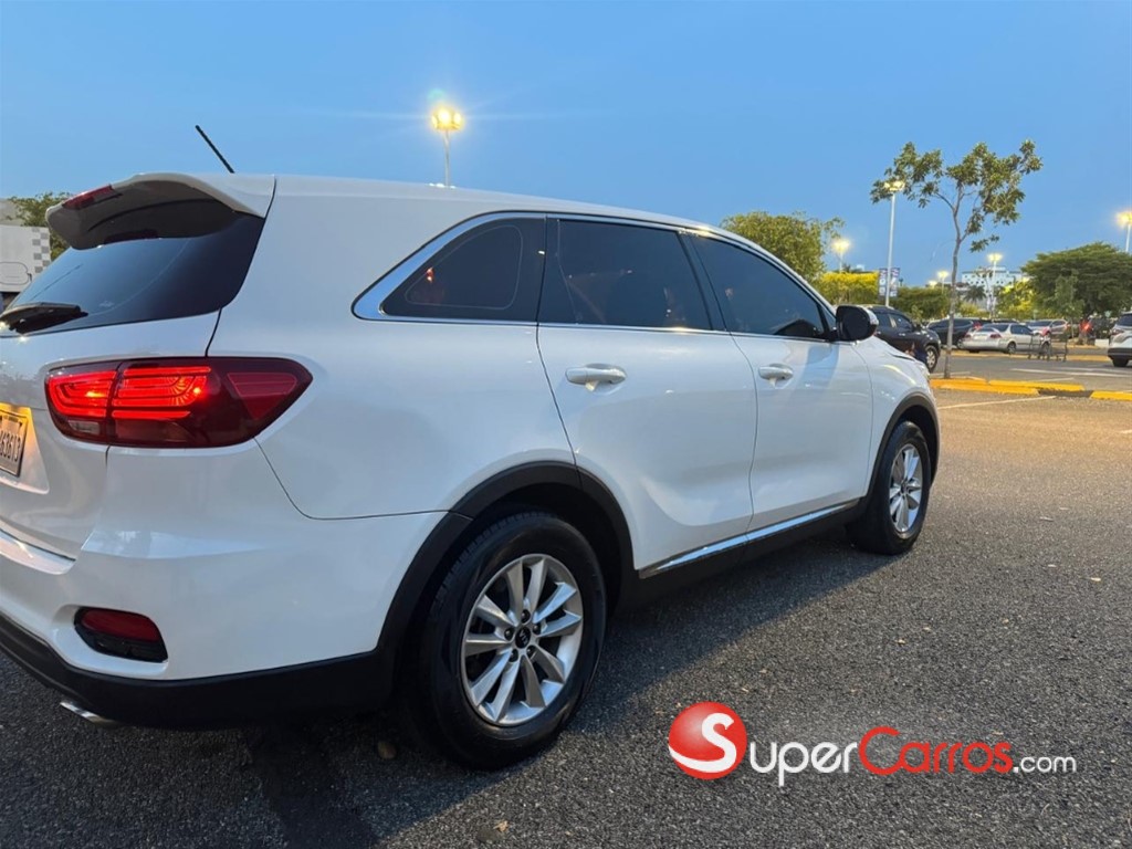 2019 Kia Sorento — foto 6 / 10