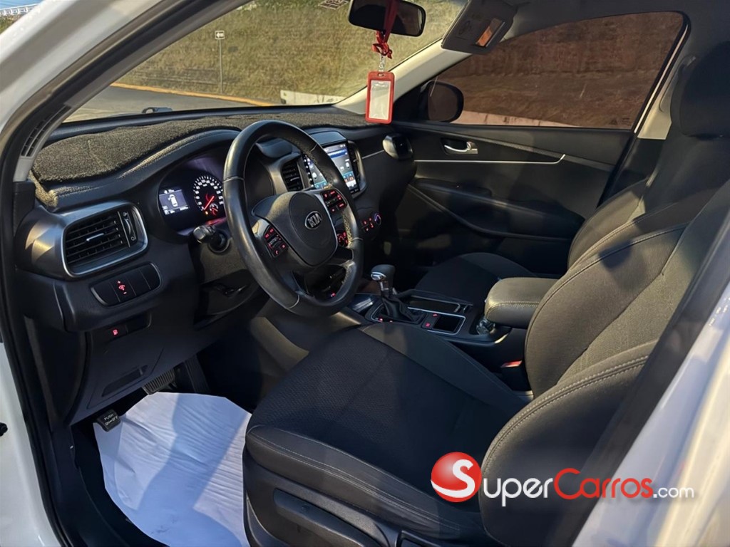 2019 Kia Sorento — foto 9 / 10