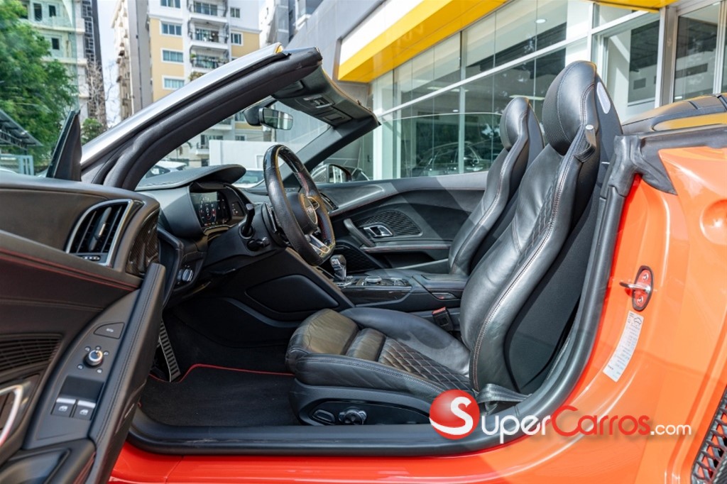 2018 Audi R8 V10 Spyder — foto 4 / 9