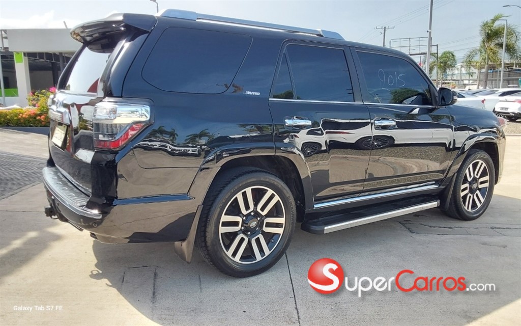 2015 Toyota 4 Runner Limited — foto 2 / 7