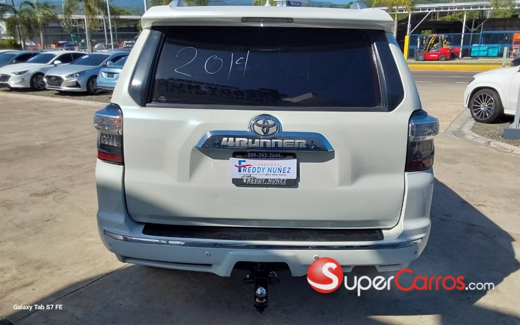 2014 Toyota 4 Runner Limited — foto 3 / 10