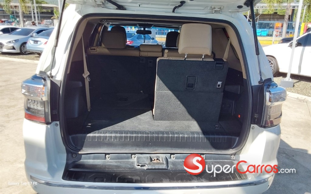 2014 Toyota 4 Runner Limited — foto 5 / 10