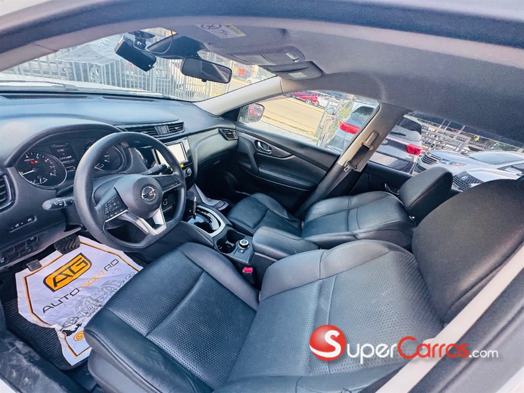 2020 Nissan X-Trail — foto 7 / 12