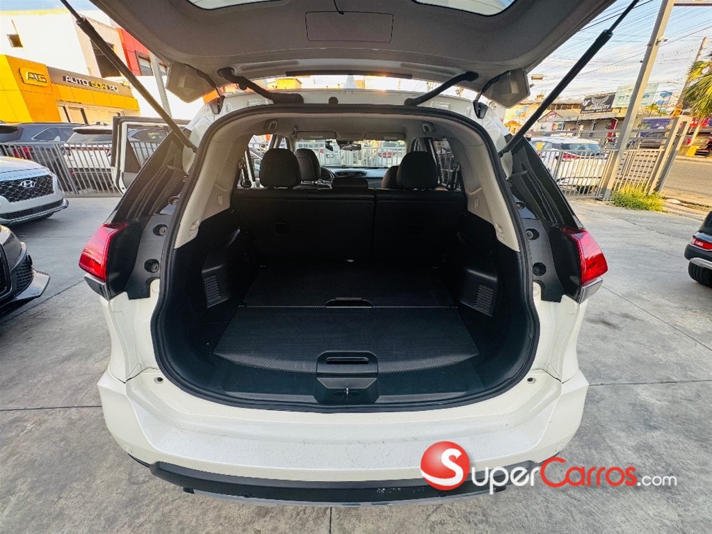 2020 Nissan X-Trail — foto 11 / 12