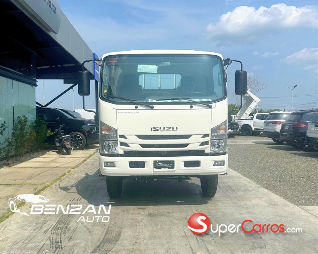 2027 Isuzu NPS 14 Pies — foto 2 / 8