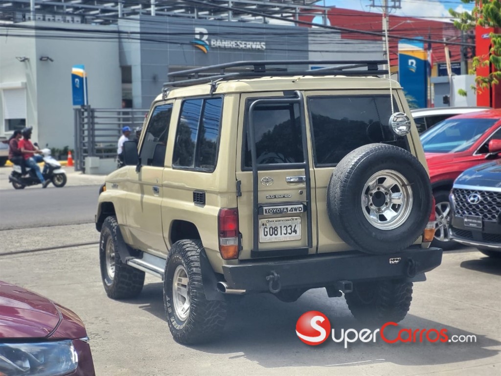1986 Toyota Land Cruiser — foto 4 / 9