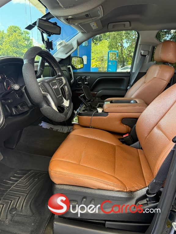 2015 GMC Sierra 1500 SLT — foto 6 / 9