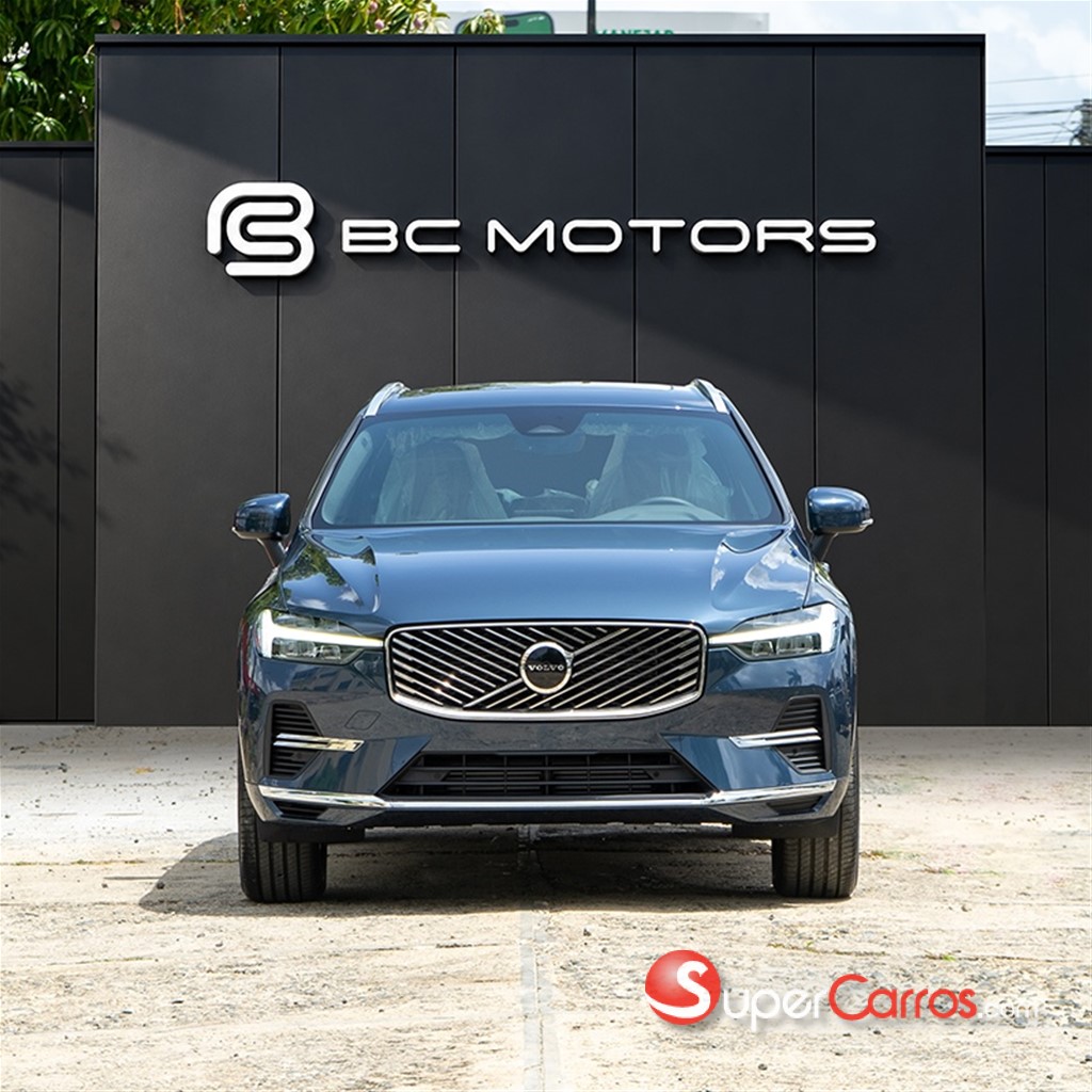 2026 Volvo XC60 T8 Core — foto 2 / 9