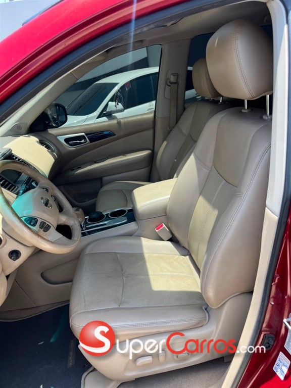 2015 Nissan Pathfinder — foto 7 / 12