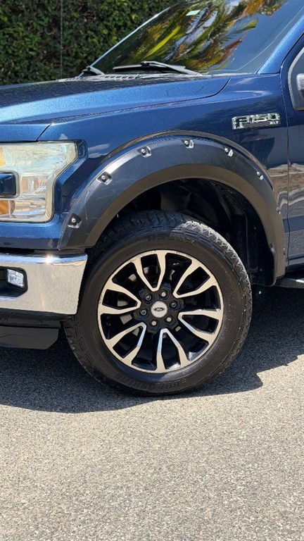 2016 Ford F 150 XLT — foto 2 / 12