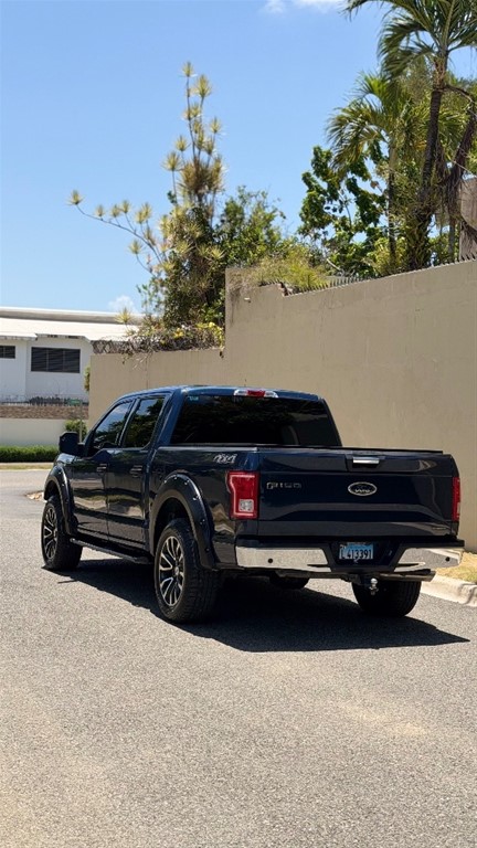 2016 Ford F 150 XLT — foto 3 / 12