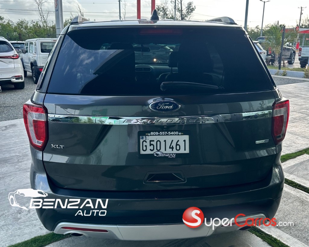 2016 Ford Explorer XLT — foto 3 / 10